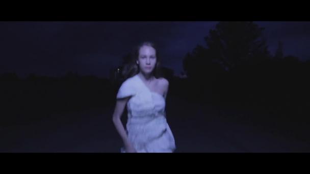 Royksopp - Running To The Sea by Balint Orosz | Genero